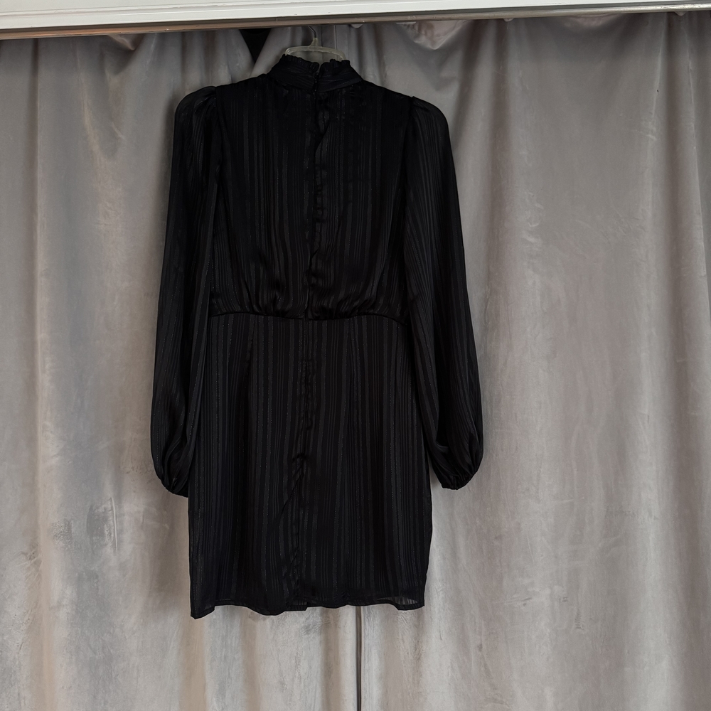 Lulu's Elegant Black Long Sleeve Dress